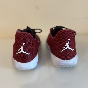 Jordan Eclipse OU tennis shoes